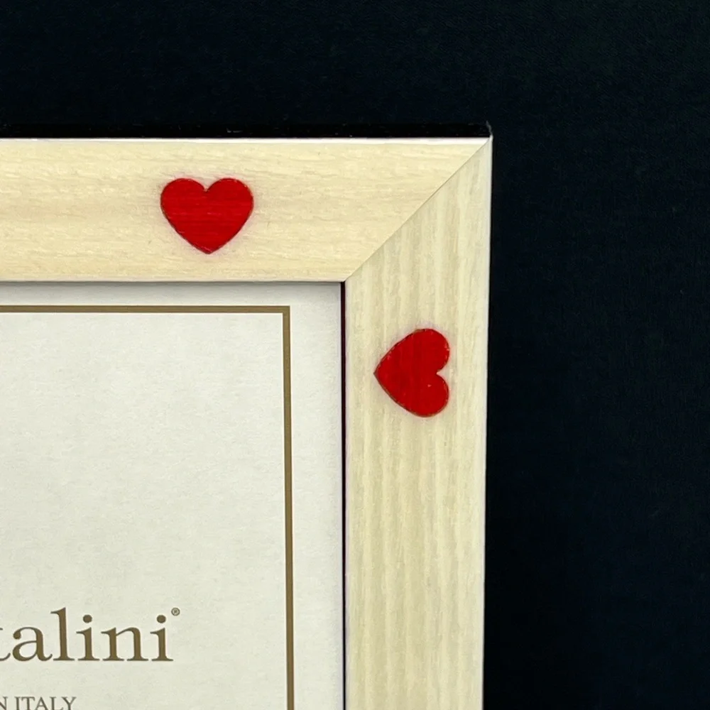 Natalini - ‘Hearts’ picture frame. 4” x 6”. NWT. Firm!